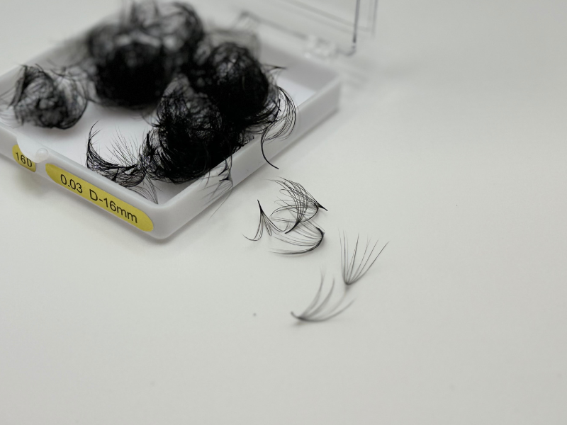 Mega 16D Promade Loose Fans Pointy Base(500 Fans)